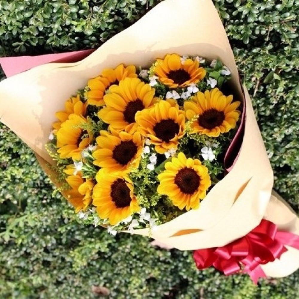 12 pcs Sunflower Bouquet