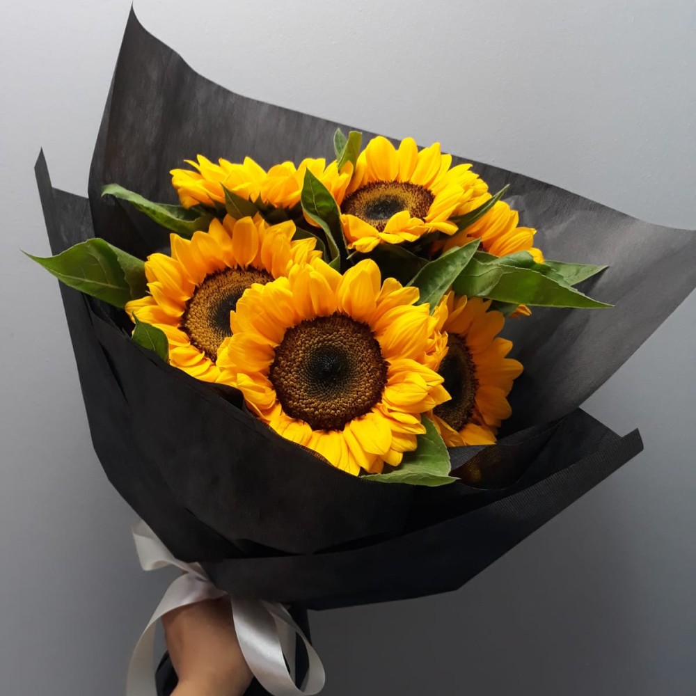 6 pcs Sunflower Bouquet